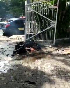 Bom Bunuh Diri 