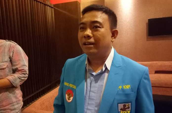 Ketum DPP KNPI, Copot Sekjen Hingga Waketum