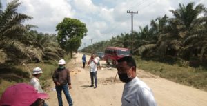 PT HKI Perbaikan Jalan Rusak