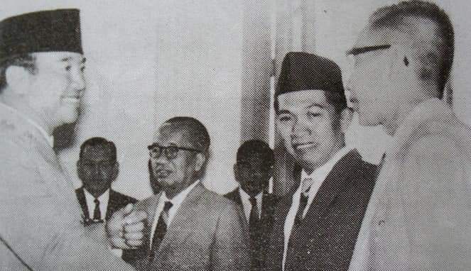 Tokoh Tionghoa, OEI TJOE TAT Setia Hingga Akhir Hayat Dengan Bung Karno