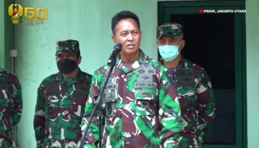 KASAD Andika Perkasa, Pimpin Keberangkatan Kapal ADRI-51 dan ADRI-48 ke Bima serta Pulau Adonara⁣⁣⁣