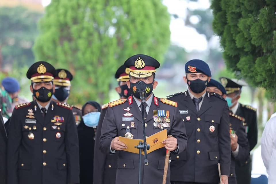 Kapolda Sumut, Pimpin Upacara Pemakaman Almarhum Kombes Zulfikar