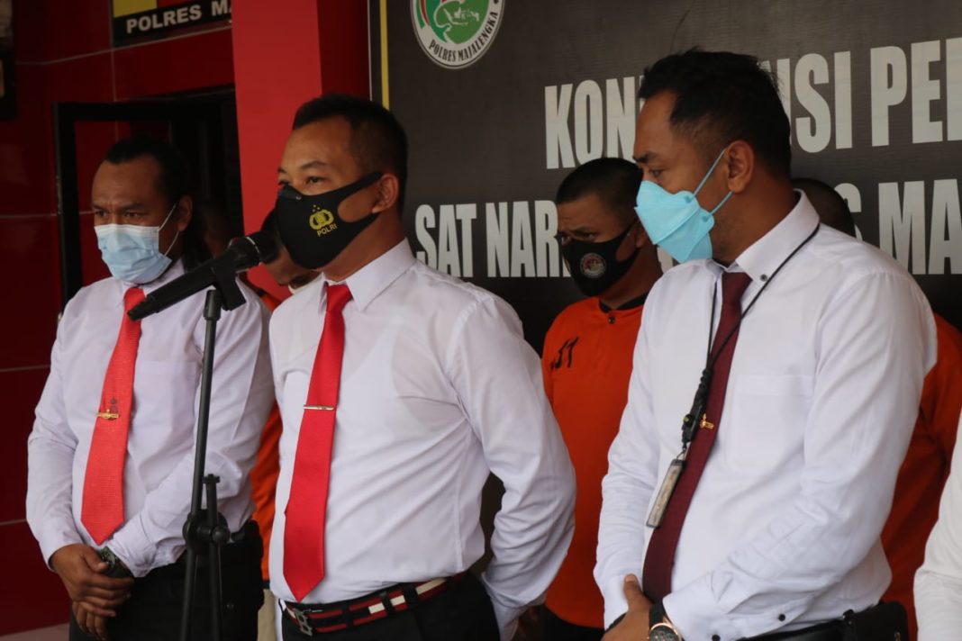 Sat Narkoba Polres Majalengka, Konferensi Pers Pengungkapan 2 Pelaku Pengguna Sabu