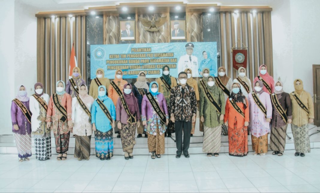 Bupati Ciamis, Menghadiri Peringatan Hari Kesatuan Gerak PKK ke-49