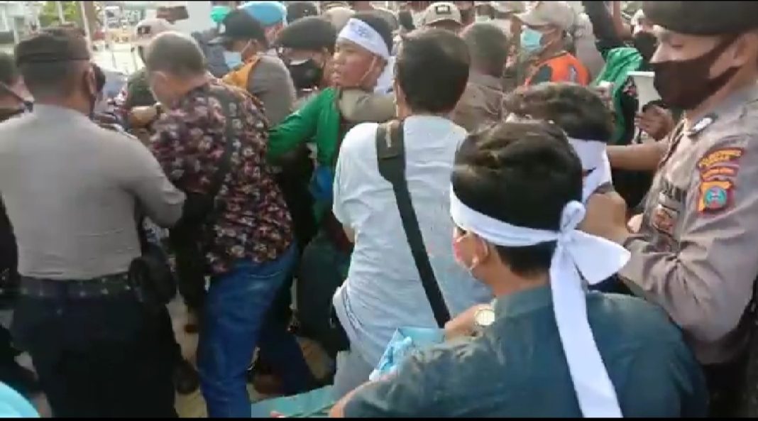 Aksi Tolak BBM di Sumut Ribut