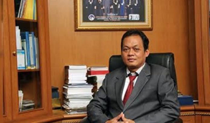 Pakar Hukum