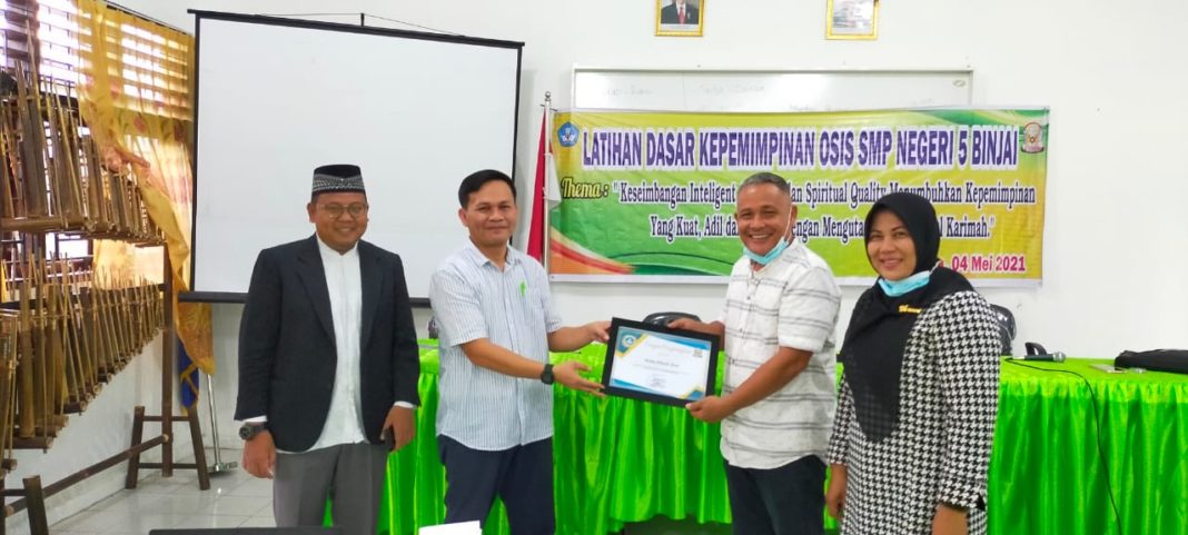 Pelatihan Dasar Kepemimpinan (PDK)