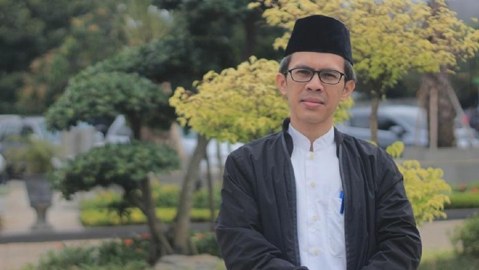 Pengamat Ujang Komarudin