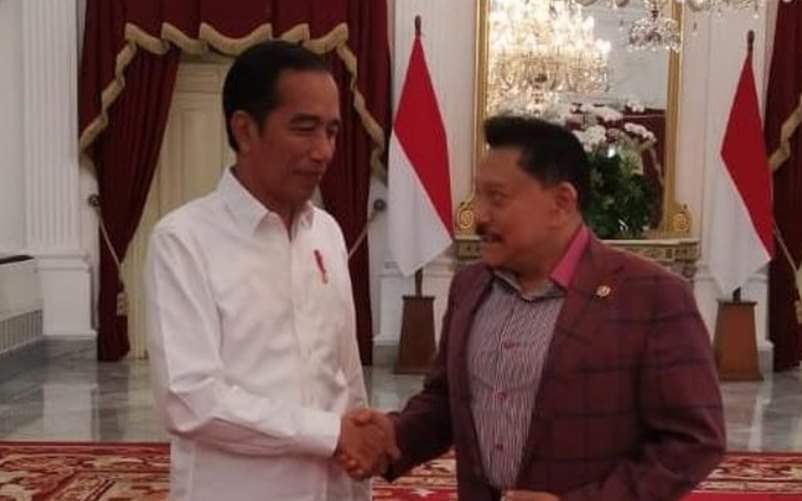 Siswi SMA Dikeluarkan dari Sekolah