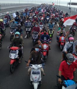 Warga Madura gelar aksi
