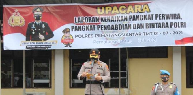 29 Personil Polres Pematangsiantar Naik Pangkat