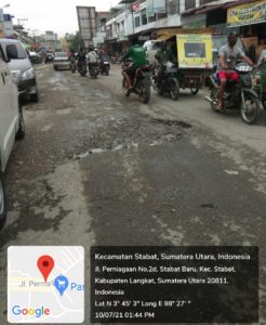 Jalan Proklamasi, Perniagaan, HM Arief Stabat Langkat Rusak dan Berlubang