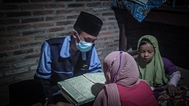 Mahasiswa KKN UIN Walisongo