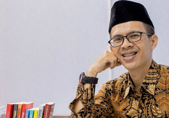 Pengamat Ujang Komarudin