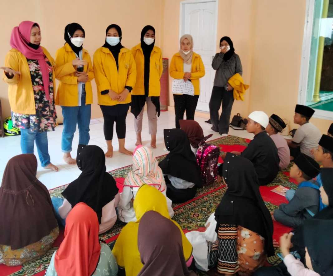 Universitas Suryakancana Cianjur Gelar KKN di RW 8 Kelurahan Muka