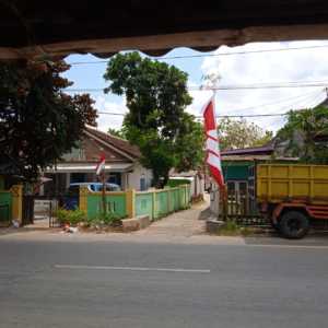 HUT RI Ke-76