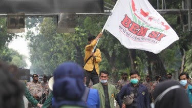 BEM SI Bukan Pahlawan