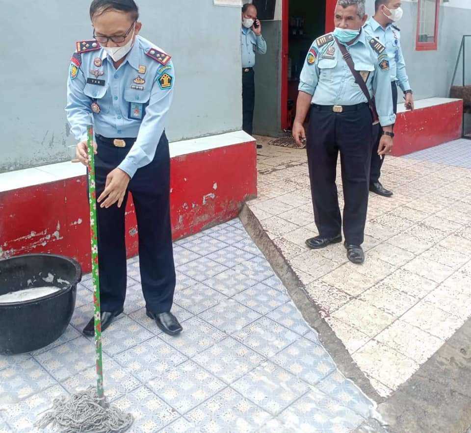 Kalapas Labuhan Ruku