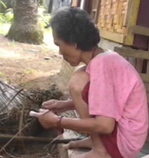 Kisah Pencari Lidi di Langkat