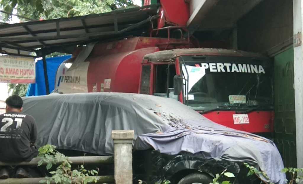 Truk Tangki Pertamina