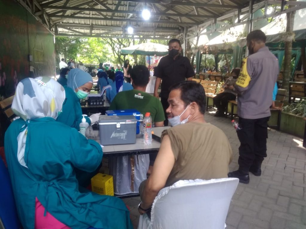 De'Nasti Cafe dan Polsek Percut Sei Tuan
