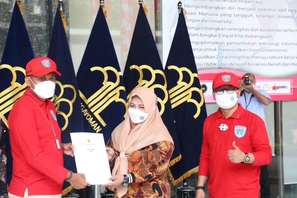 Kemenkumham RI Berikan 1.000 Bingkisan ke Pasien Wisma