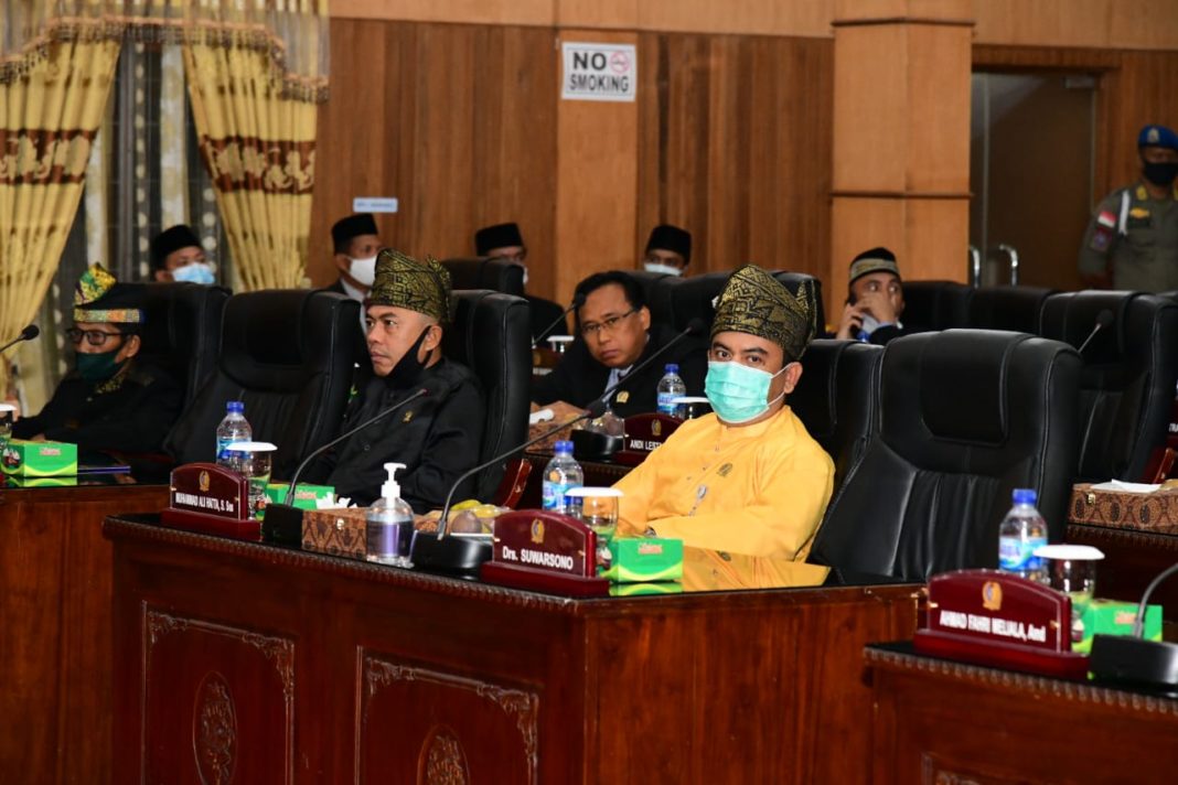 Ketua Komisi II