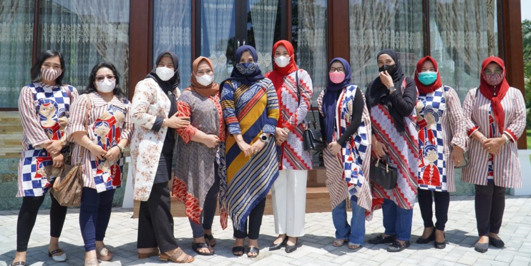 TP PKK dan Bhayangkari