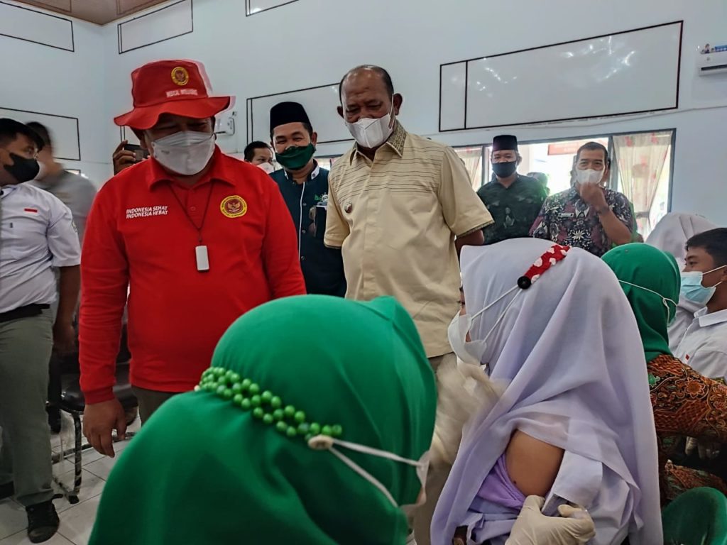 BIN Laksanakan Vaksinasi Pelajar