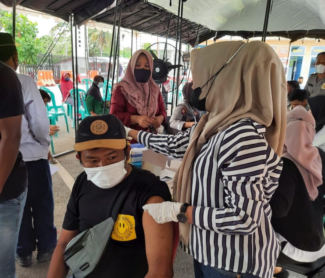 Polres Sijunjung Optimis Capaian Target Vaksinasi Akhir Tahun Tercapai