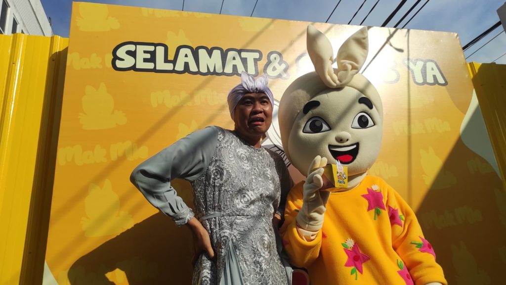 Mak Beti Launching Mie Ayam Gerobak