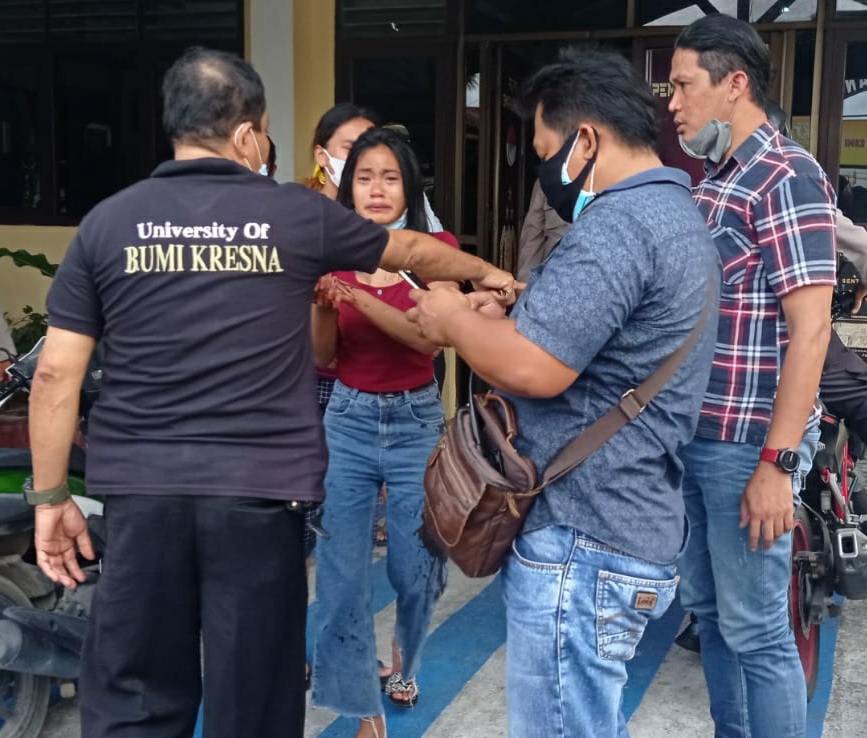 Suami Tikam Istri di ATM BRI Jalan Kartini Pematangsiantar