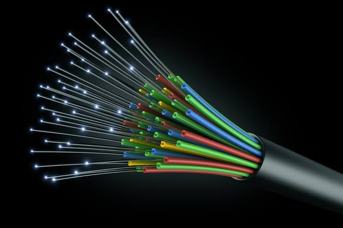 Milik Perusahaan ICONNET, Kabel Fiber Optik