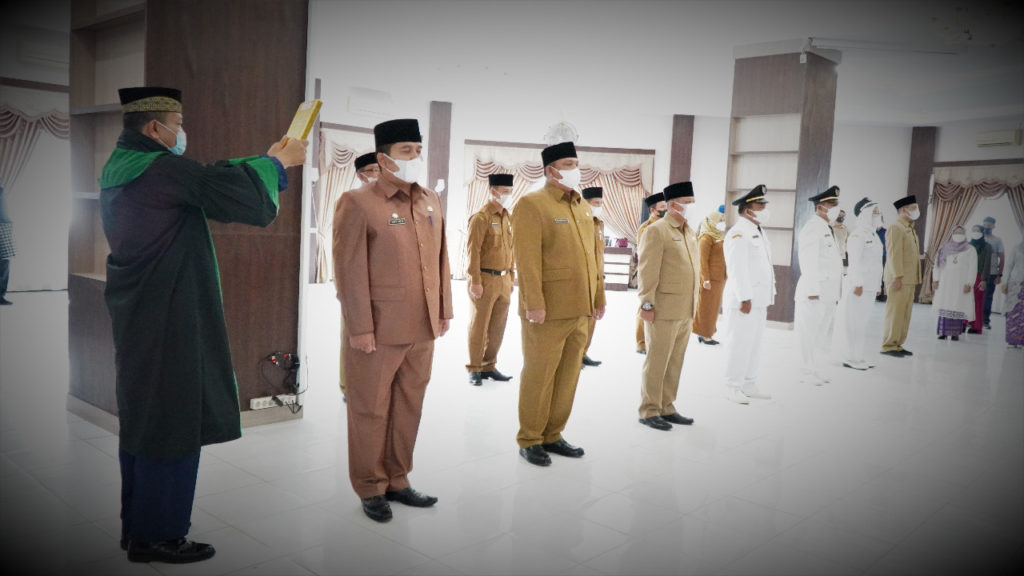 Bupati Langkat Lantik 16 Pejabat Eselon