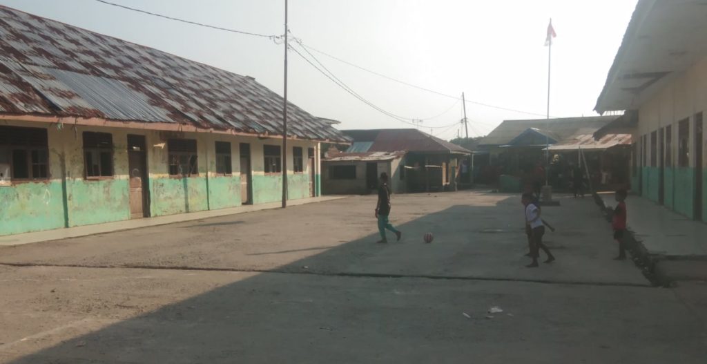 Bangunan SD Negeri di Desa Jaring Halus Langkat yang Rusak