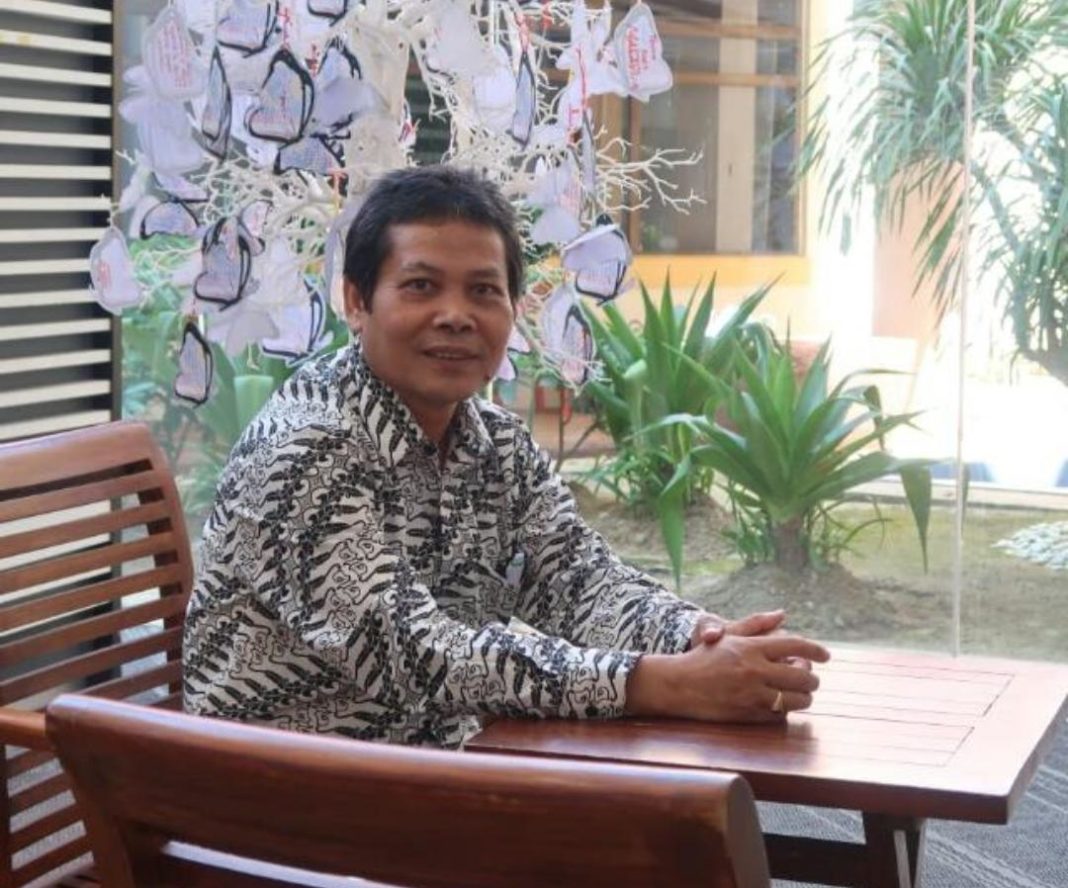 Prof Saifuddin