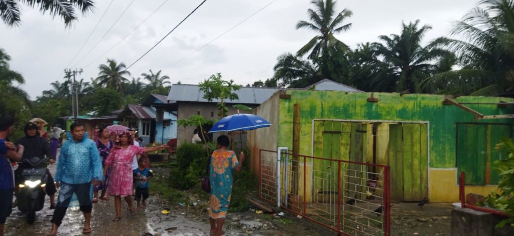 Angin Puting Beliung di Besitang Langkat
