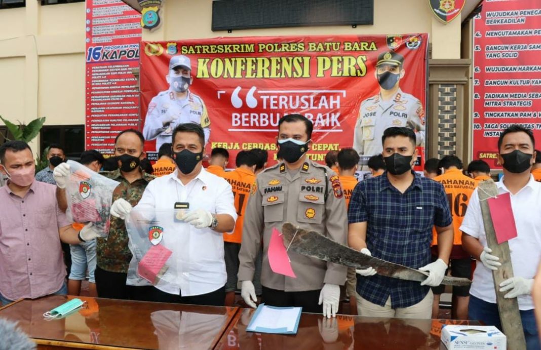 Dipicu Ribut Mulut di warung Tuak