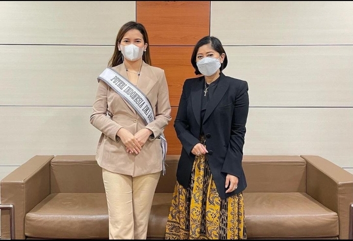 Puteri Indonesia DKI Jakarta-6 2022 Sambangi Komisi I DPR RI