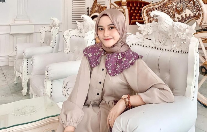 Pandangan Ajeng Siti Fauzi Sofia