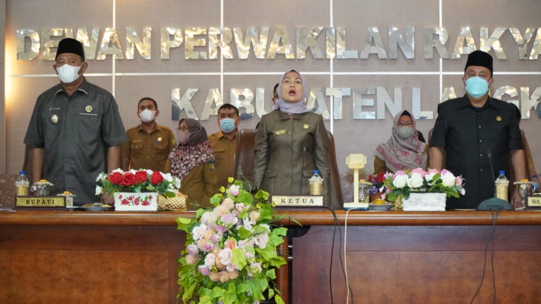 Rapat Paripurna DPRD