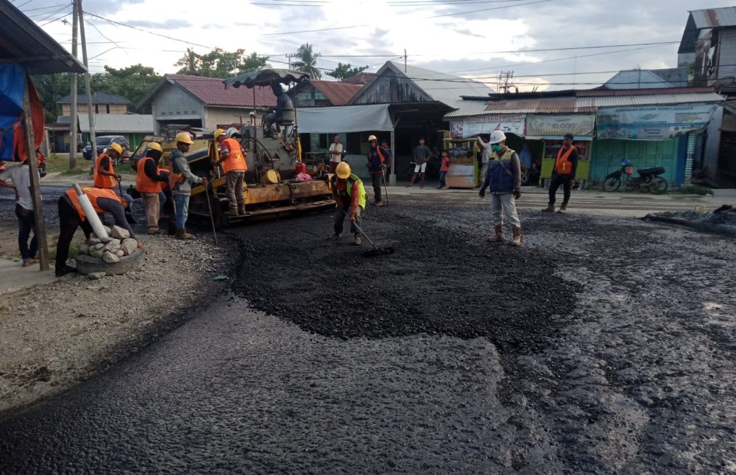 HKI Aspal Jalan 1,2 KM Jalan Raya Padang Tualang 