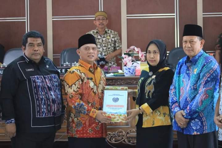 Bupati Erik