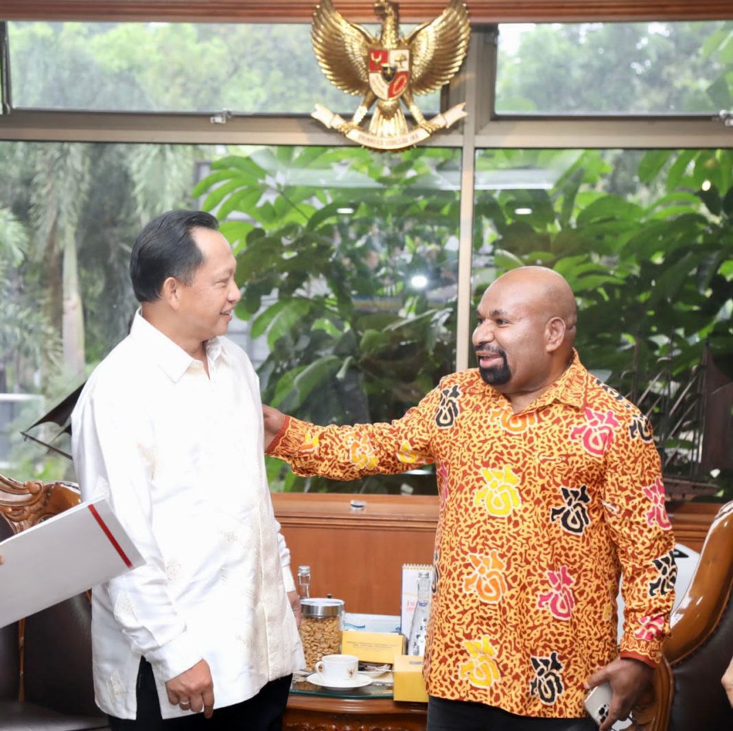 Gubernur Papua Temui Mendagri