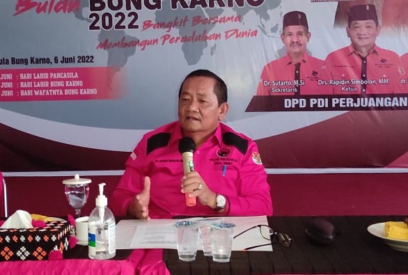 Raih Gelar Raih Gelar Doktor, Ketua DPD PDI Perjuangan Sumut , Ketua DPD PDI Perjuangan Sumut Sampaikan Ucapan Selamat