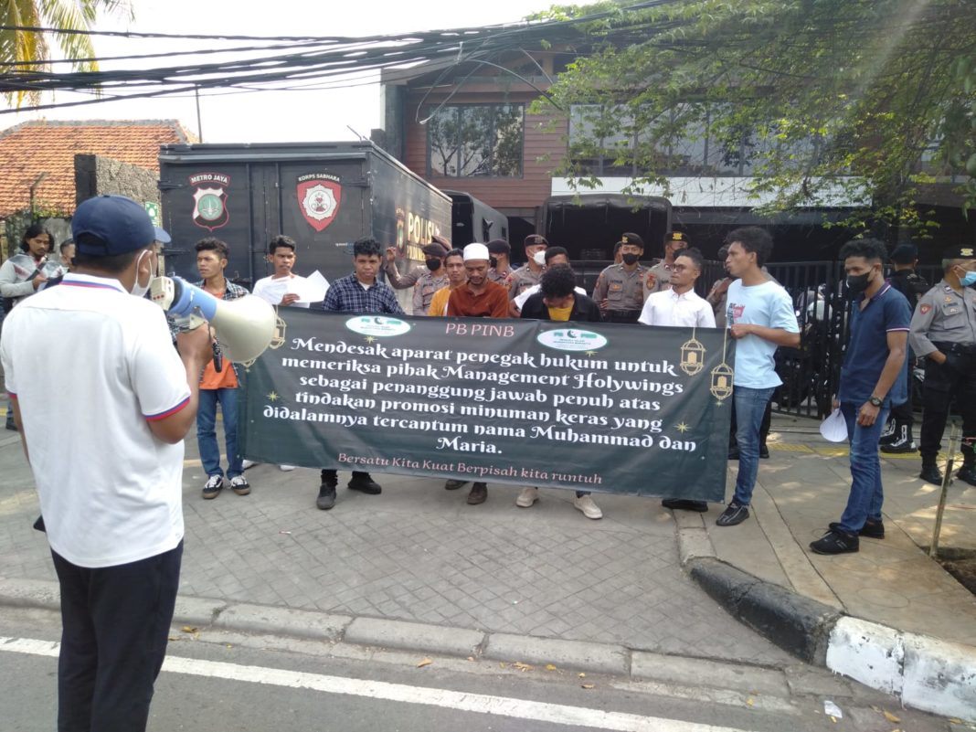 PB PINB : Usut Tuntas Kasus Penistaan Agama Di Holywings
