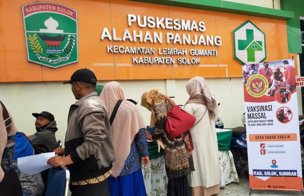 BINDA Sumbar Pelopori Pelaksanaan Gebyar Vaksinasi Covid-19 di Puskesmas Alahan Panjang