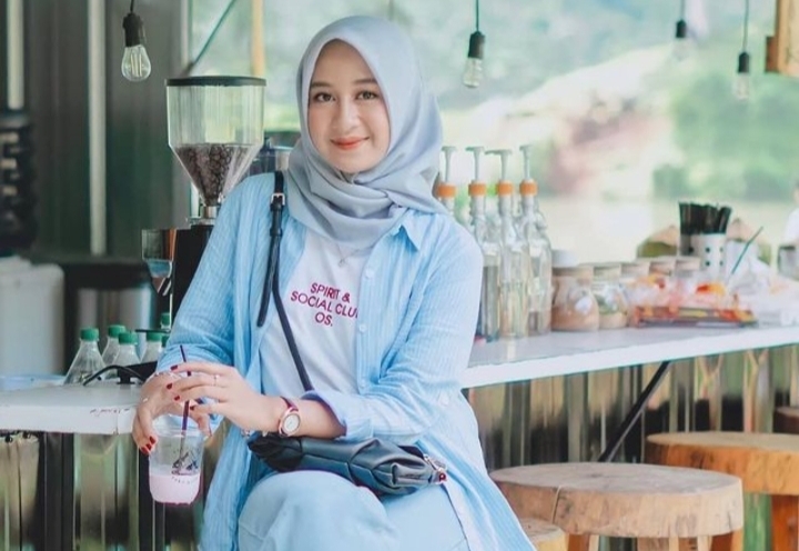 Jian Rayaguna Rahma, Duta Wisata Terfavorit Kabupaten Sukabumi 2021 Promosikan Dunia Pariwisata
