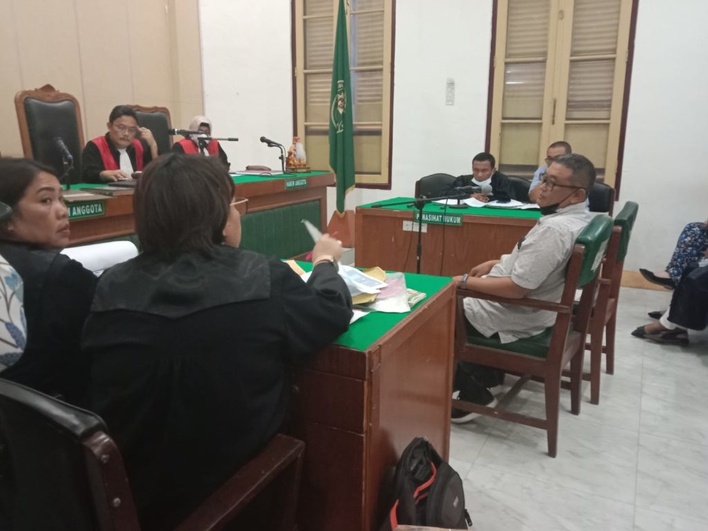 Nawal Lubis Belum Hadir ke PN Medan