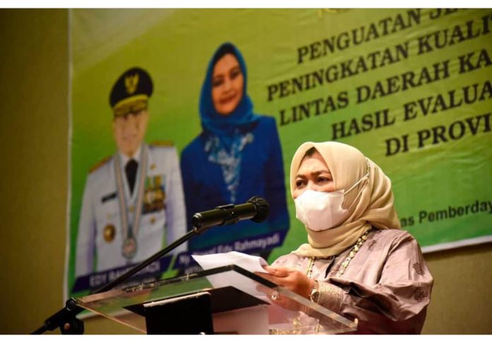 Istri Gubsu Edy Rahmayadi